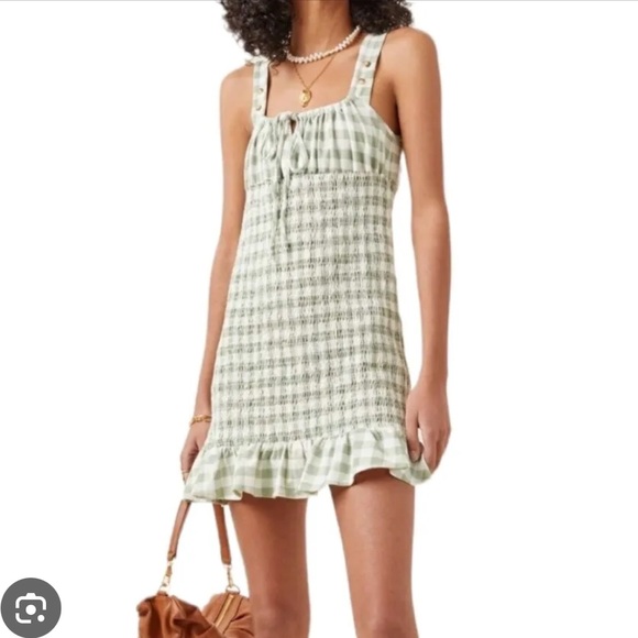 🌻Ciao Lucia Cara Dress🌻 - Picture 8 of 16